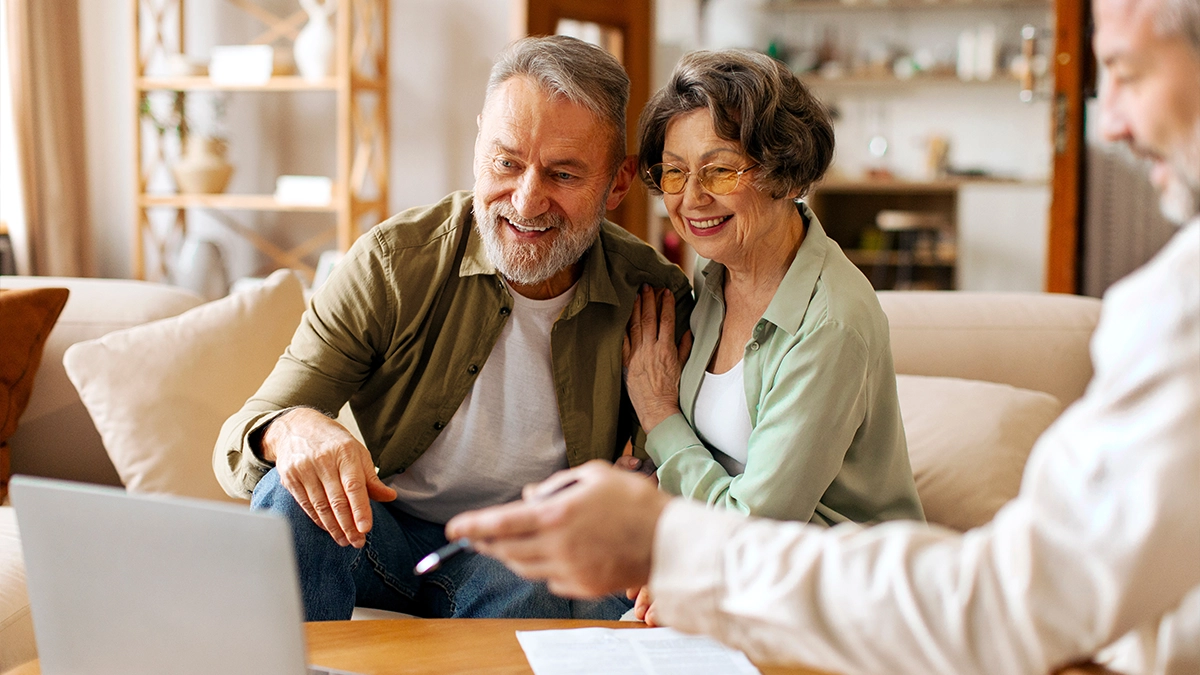 2026 02 18 Senior couple having meeting with attorney